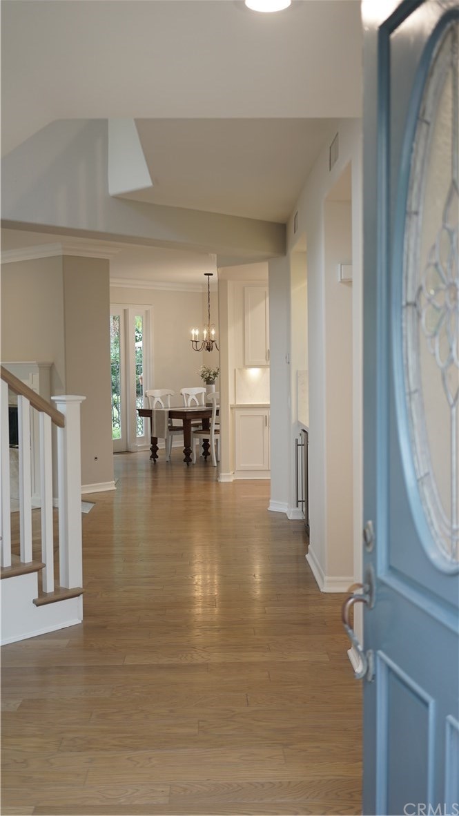 6141 Capri Court Long Beach, CA 90803 - Photo 4 of 59