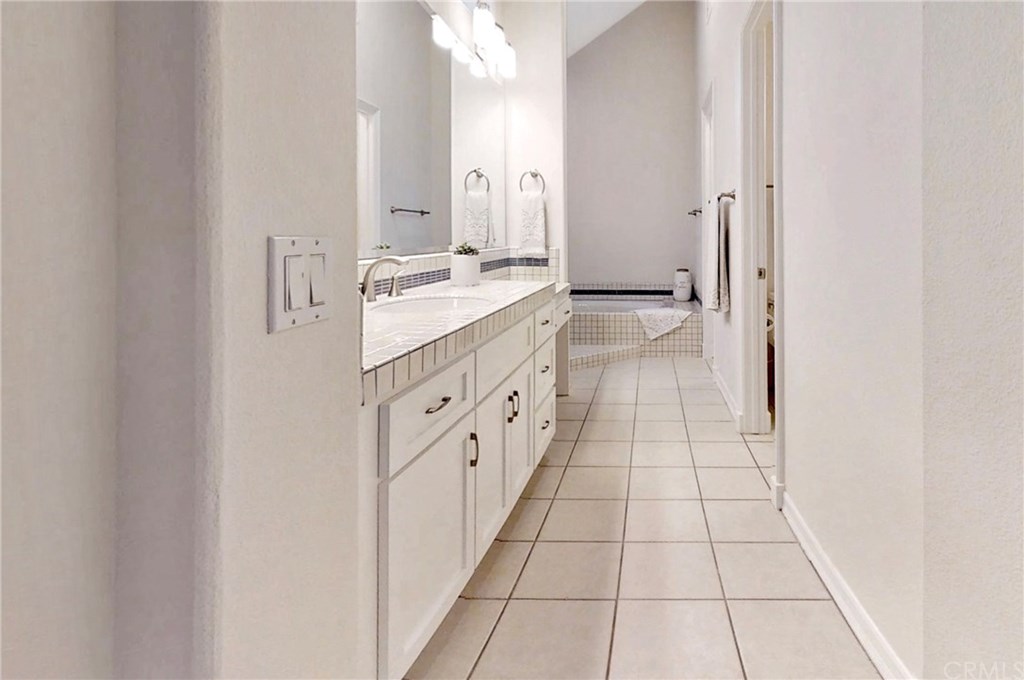 6141 Capri Court Long Beach, CA 90803 - Photo 34 of 59