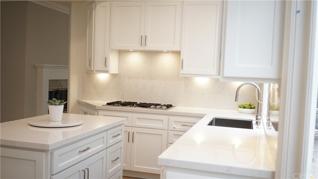 6141 Capri Court Long Beach, CA 90803 - Photo 9 of 59