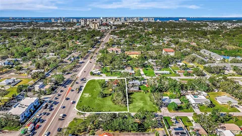$1,150,000 | 128 North Briggs Avenue, Sarasota, FL 34237