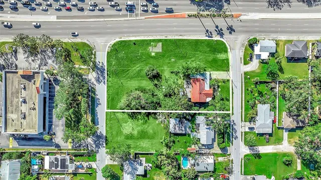 $1,150,000 | 128 North Briggs Avenue, Sarasota, FL 34237