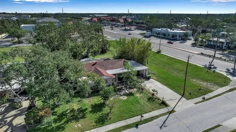 $1,150,000 | 128 North Briggs Avenue, Sarasota, FL 34237