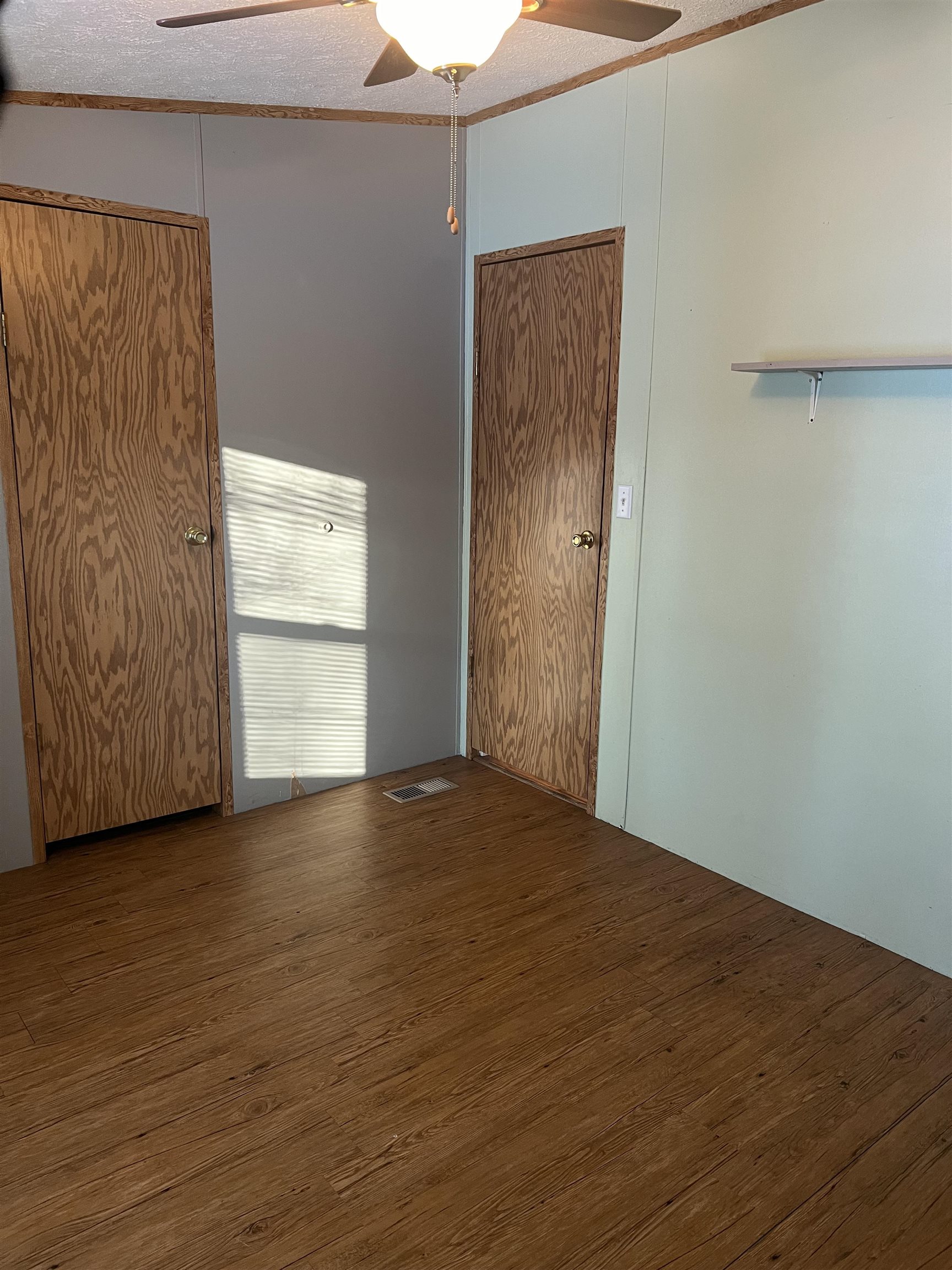 14018 Bishop Road Chesaning, MI 48616 - Photo 19 of 32 50165328-37ed7eb7-99ac-4e2c-b2a1-97a2888a5a08.JPG