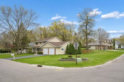 $615,000 | 3385 Rosewood Lane North, Plymouth, MN 55441