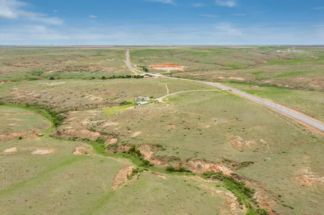 $415,000 | 2701 Highway 152, White Deer, TX 79097