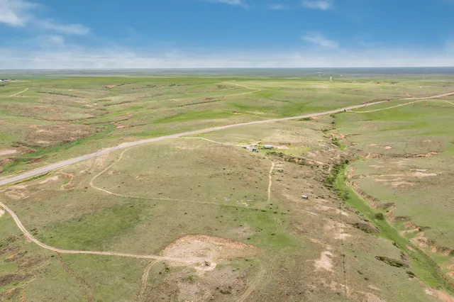 $415,000 | 2701 Highway 152, White Deer, TX 79097