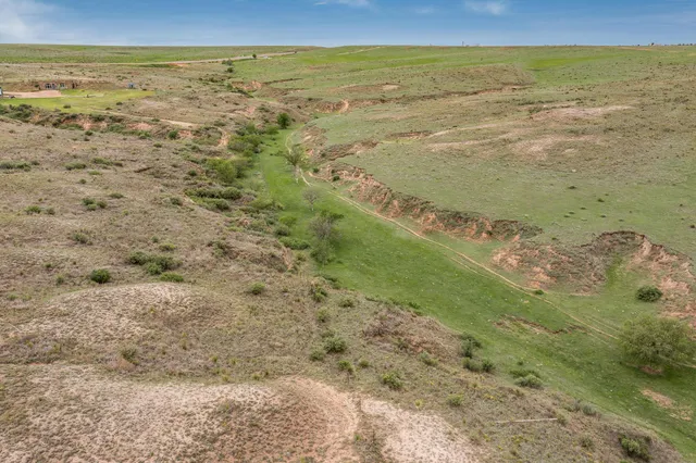 $415,000 | 2701 Highway 152, White Deer, TX 79097