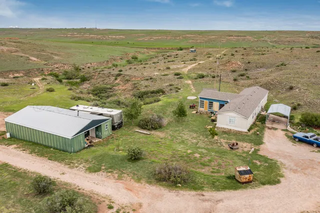 $415,000 | 2701 Highway 152, White Deer, TX 79097