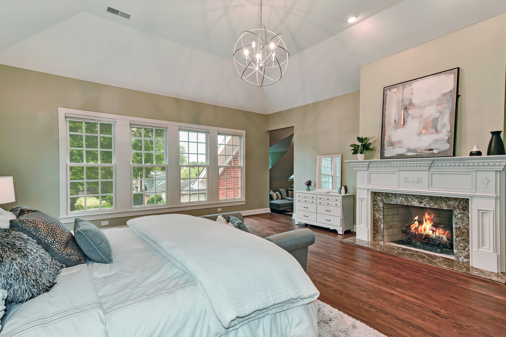 919 South County Line Road Hinsdale, IL 60521 - Photo 11 of 73