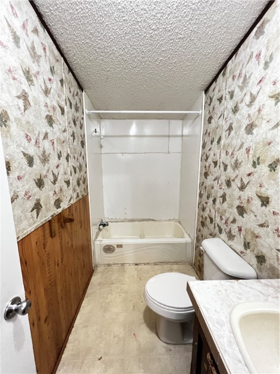 116 Corey Road Walhalla, SC 29691 - Photo 15 of 26 2nd Bathroom