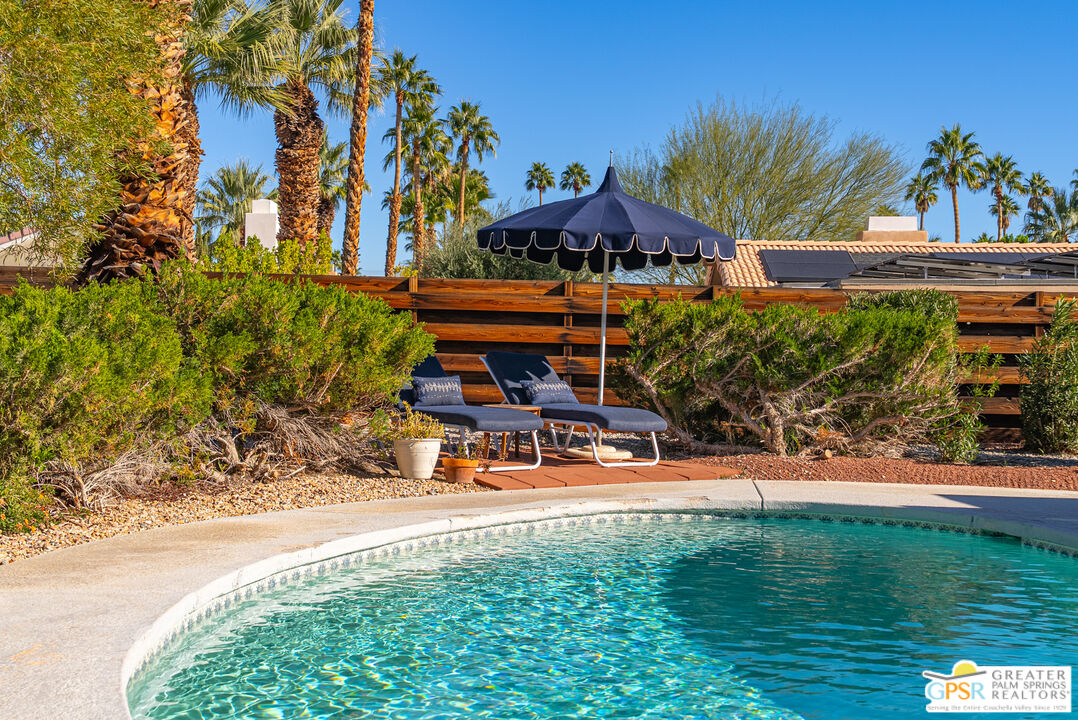 566 North Sunset Way Palm Springs, CA 92262 - Photo 36 of 39