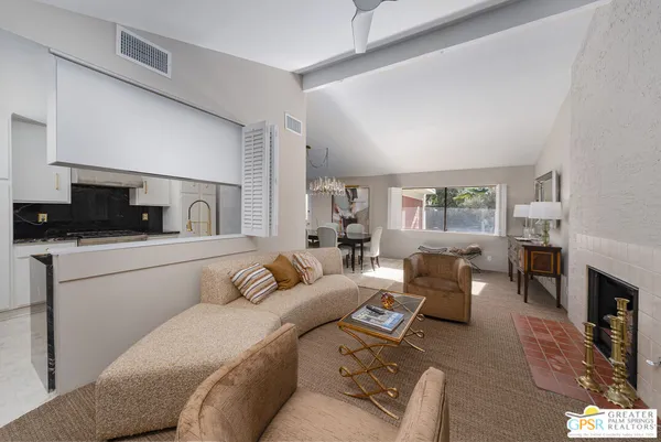 $995,000 | 566 North Sunset Way, Palm Springs, CA 92262
