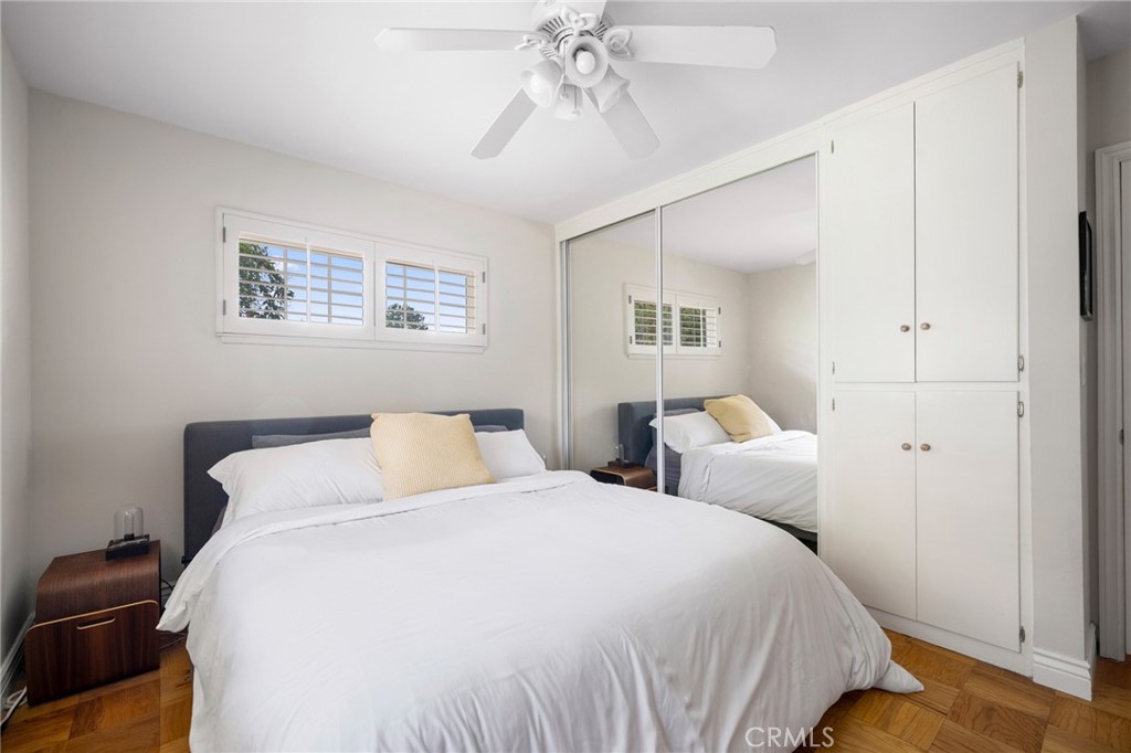 3948 Markridge Road Glendale, CA 91214 - Photo 12 of 25 Gallery Image 12