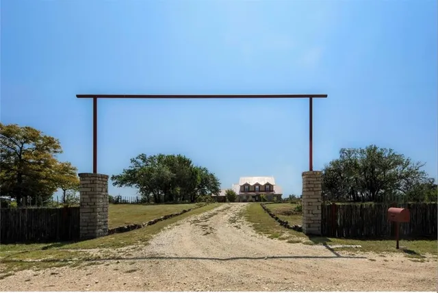 $3,900,000 | 7435 County Road 265, Dublin, TX 76446