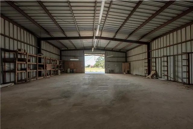 $3,900,000 | 7435 County Road 265, Dublin, TX 76446