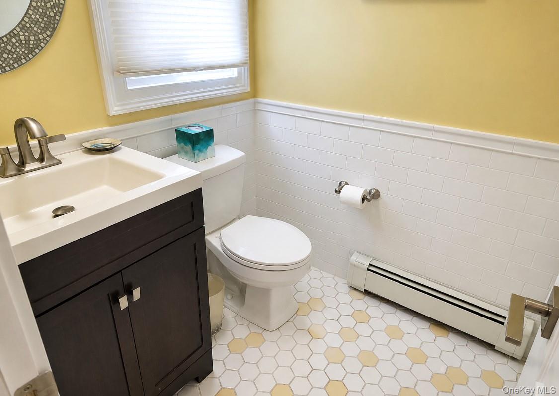135 Oakwood Road Port Jefferson, NY 11777 - Photo 22 of 48 Main Floor Full Bathroom