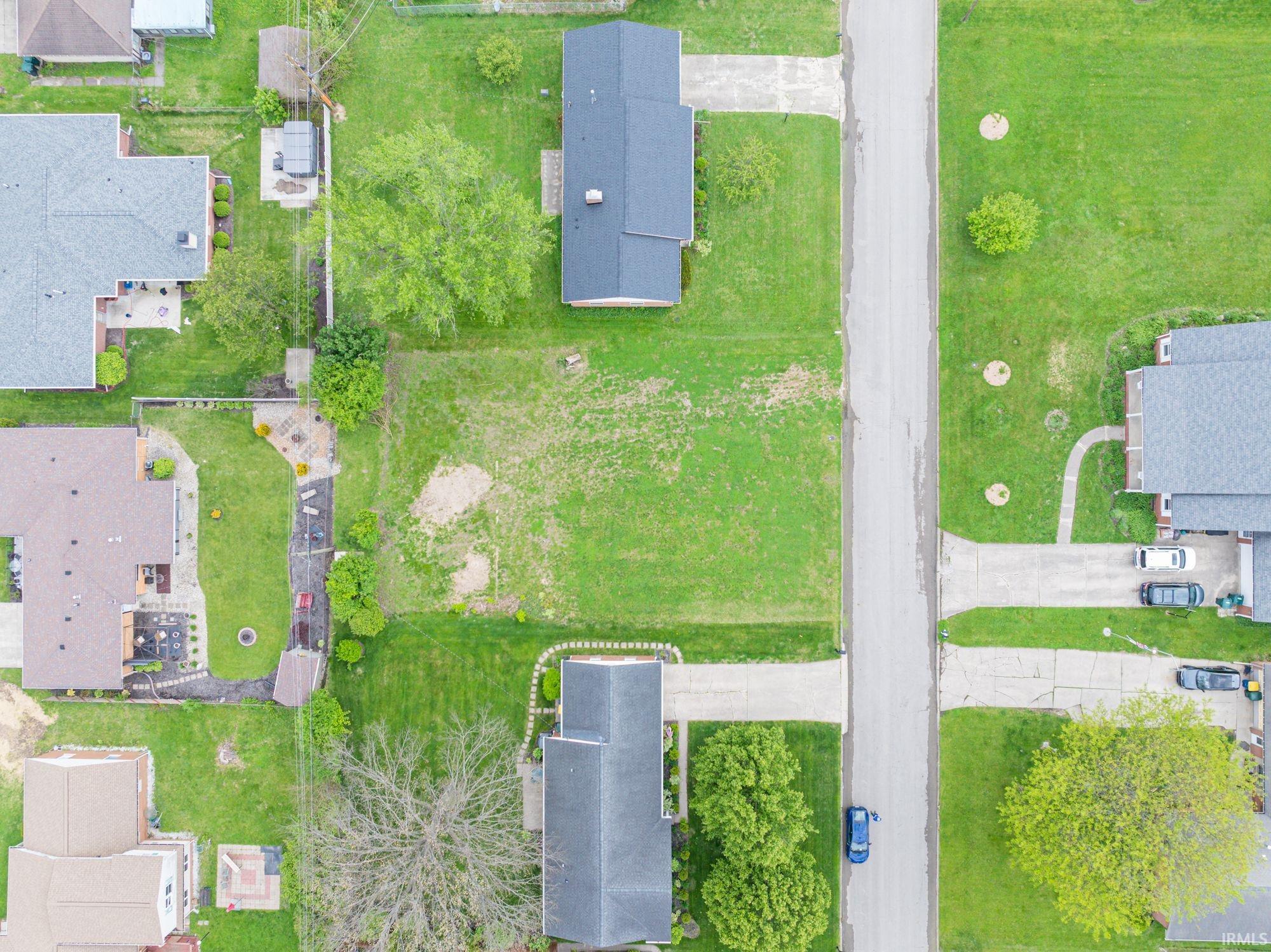 1808 North Winthrop Road Muncie, IN 47304 - Photo 3 of 6