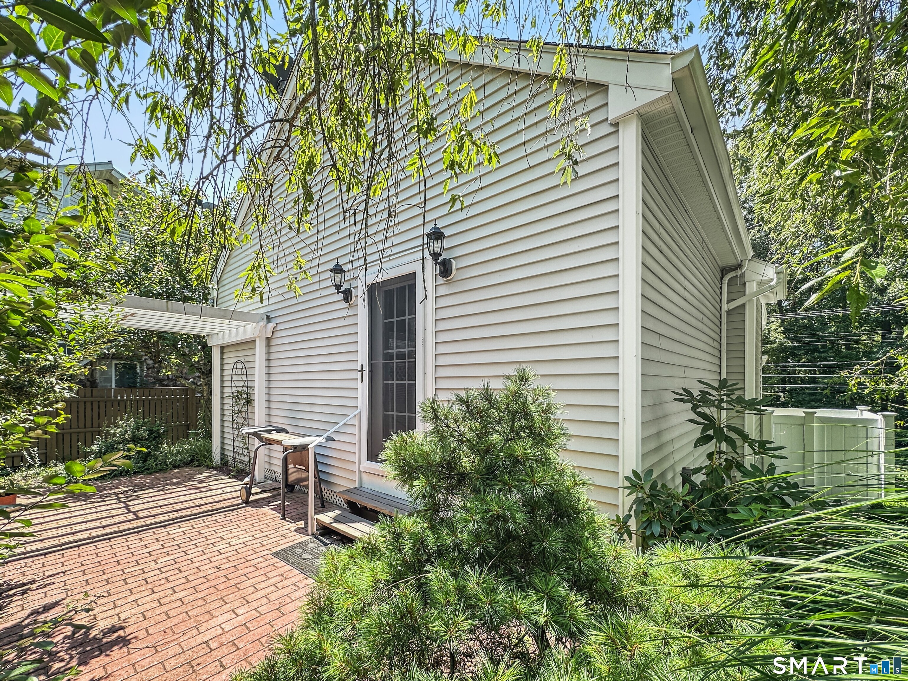 120 Giants Neck Road East Lyme, CT 06357 - Photo 7 of 37 Gallery Image 7