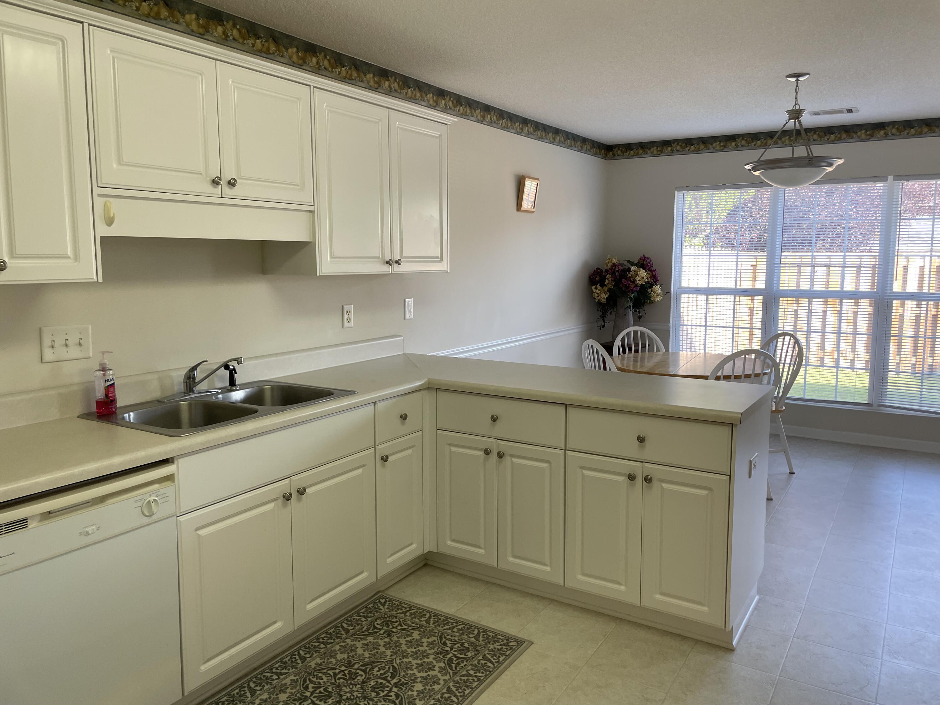 508 Reading Court Aiken, SC 29803 - Photo 8 of 24