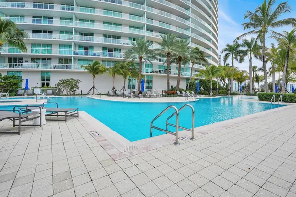 $7,000 | 1 North Ocean Boulevard, Unit 508, Pompano Beach, FL 33062