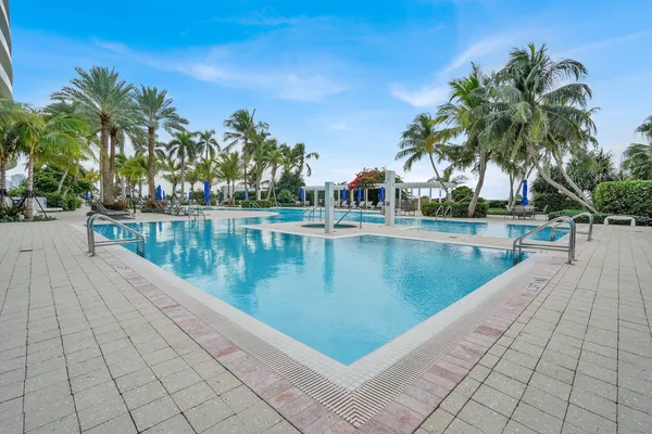 $7,000 | 1 North Ocean Boulevard, Unit 508, Pompano Beach, FL 33062