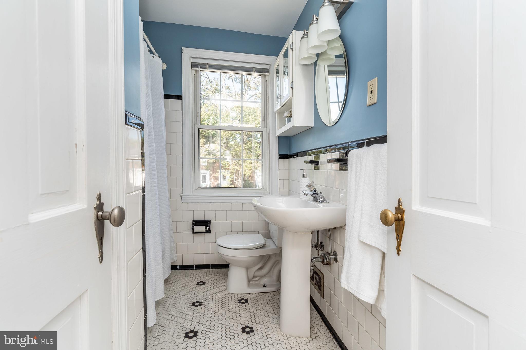 413 Stratford Road Baltimore, MD 21228 - Photo 21 of 42 2nd level Hall Bath Refinished bathtub in 2019