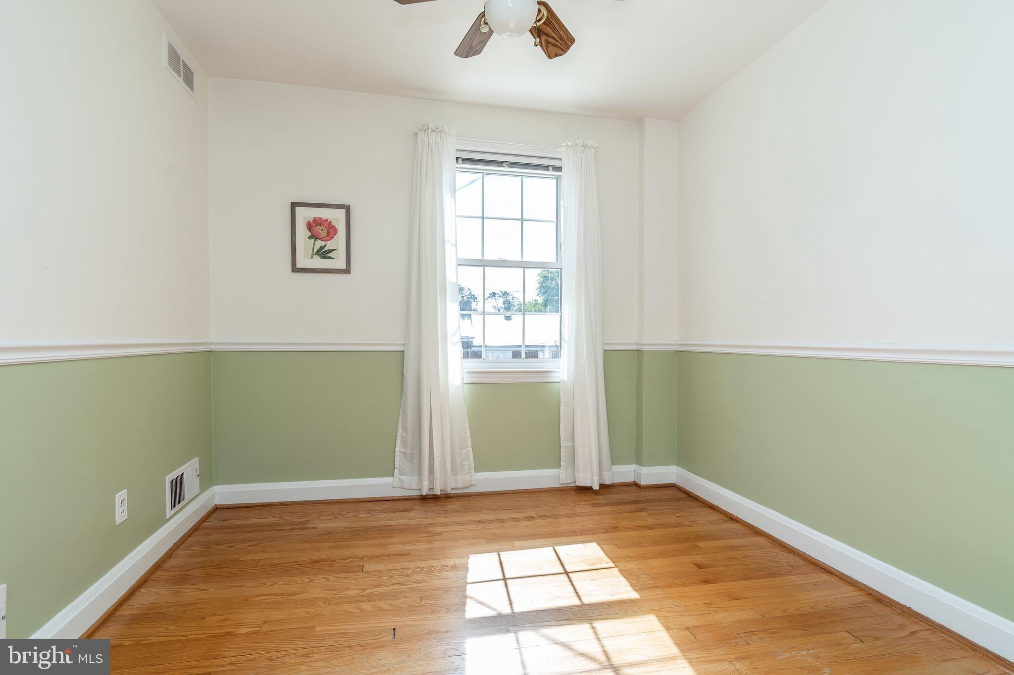 413 Stratford Road Baltimore, MD 21228 - Photo 24 of 42 Third Bedroom