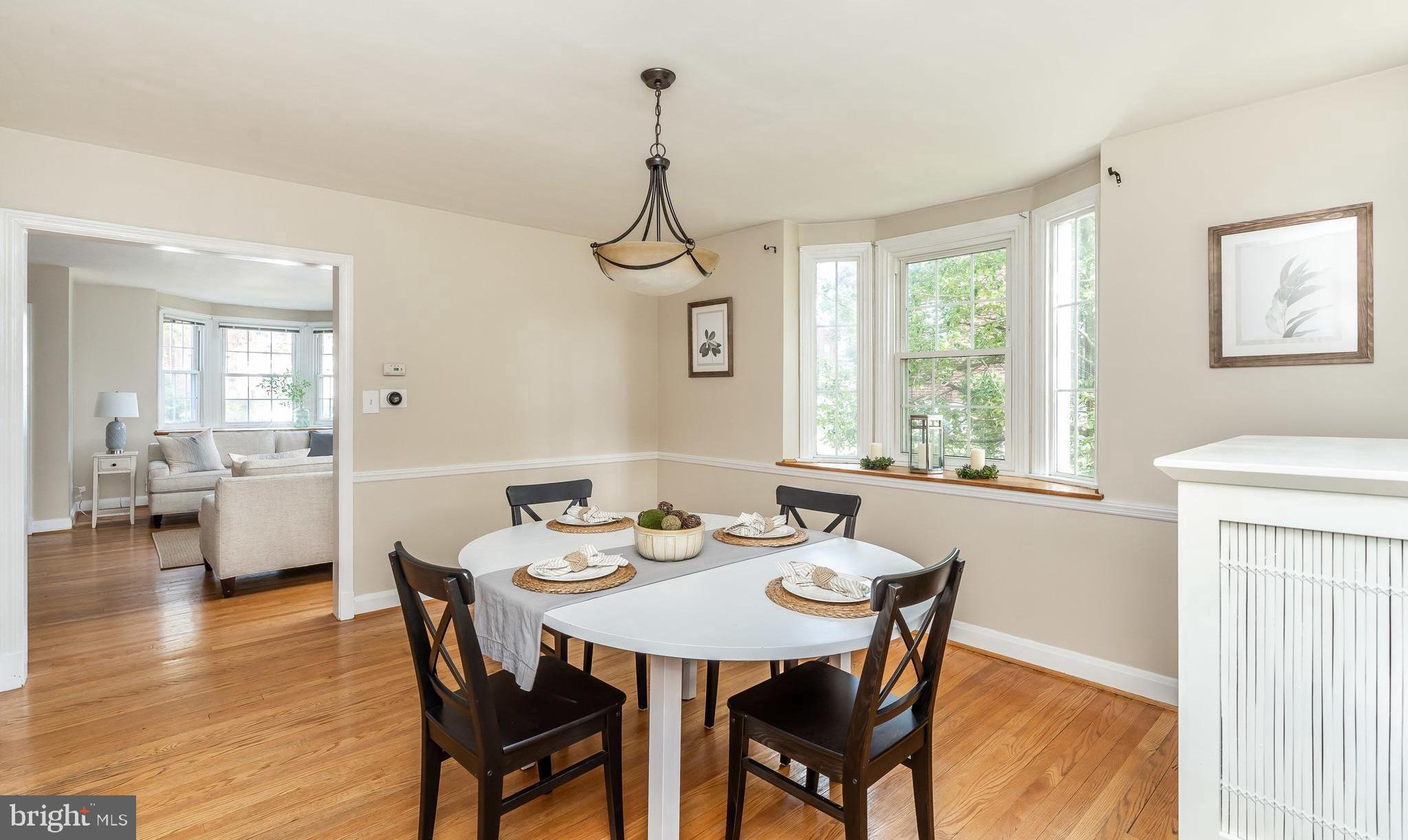 413 Stratford Road Baltimore, MD 21228 - Photo 10 of 42 Formal DR is open to LR Great for entertaining!