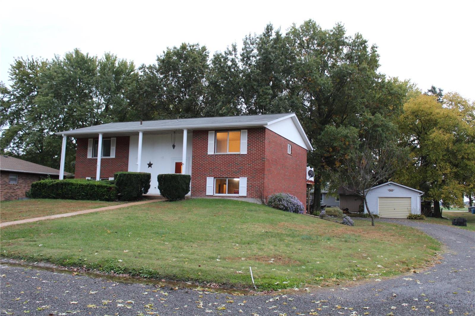 280 Washington Street Hecker, IL 62248 - Photo 2 of 25