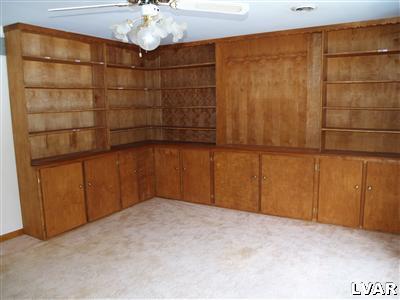 113 Palmer Road Bangor, PA 18013 - Photo 3 of 9 Gallery Image 3
