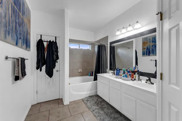 $2,300 | 102 Cailin Court, Burnet, TX 78611