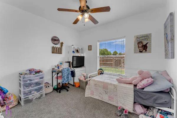 $2,300 | 102 Cailin Court, Burnet, TX 78611