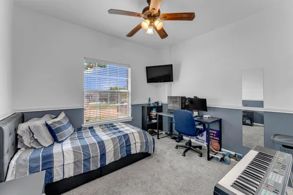 $2,300 | 102 Cailin Court, Burnet, TX 78611