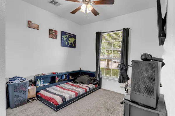 $2,300 | 102 Cailin Court, Burnet, TX 78611