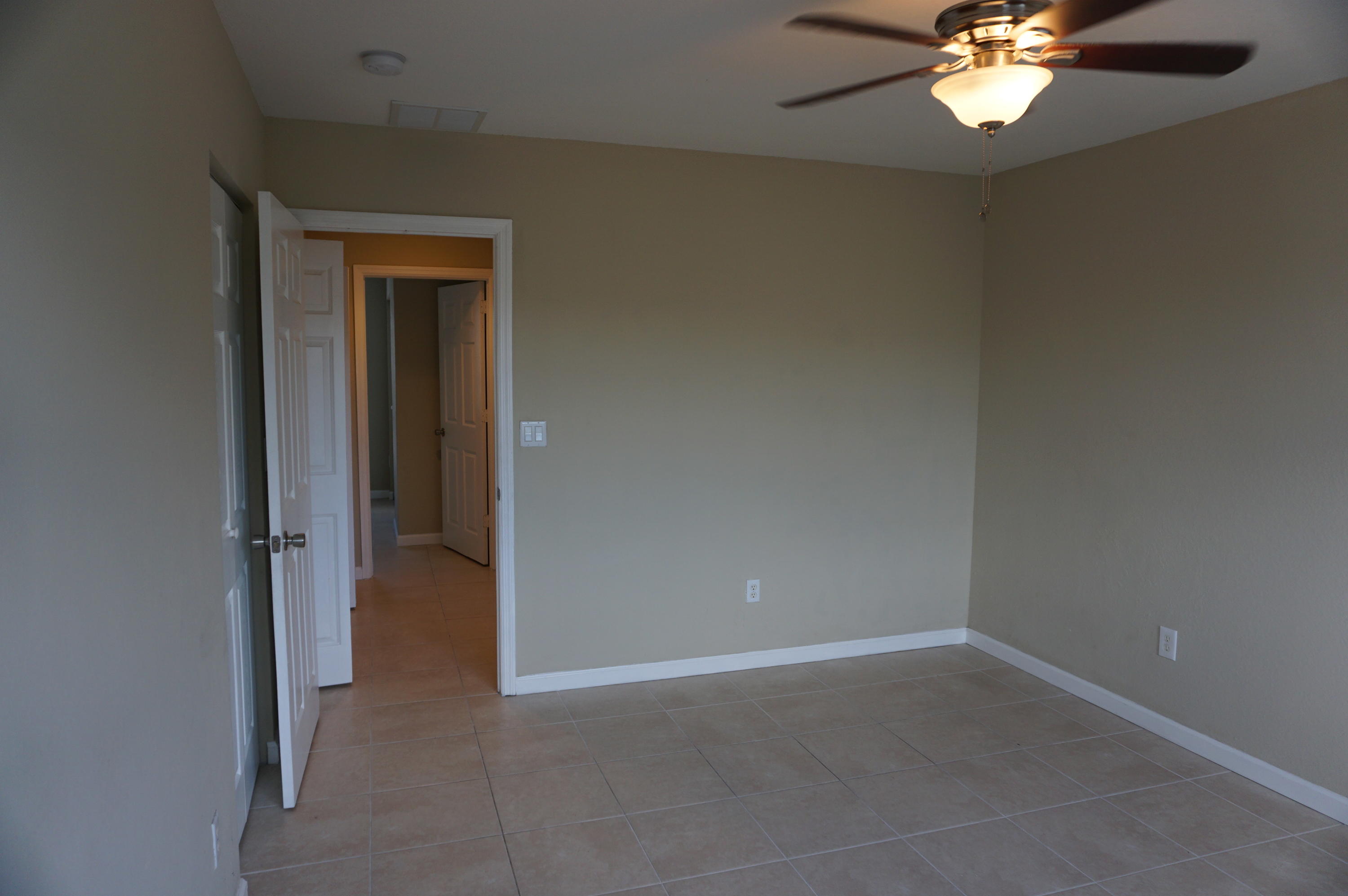 1987 Nassau Drive Riviera Beach, FL 33404 - Photo 10 of 22 DSC02260