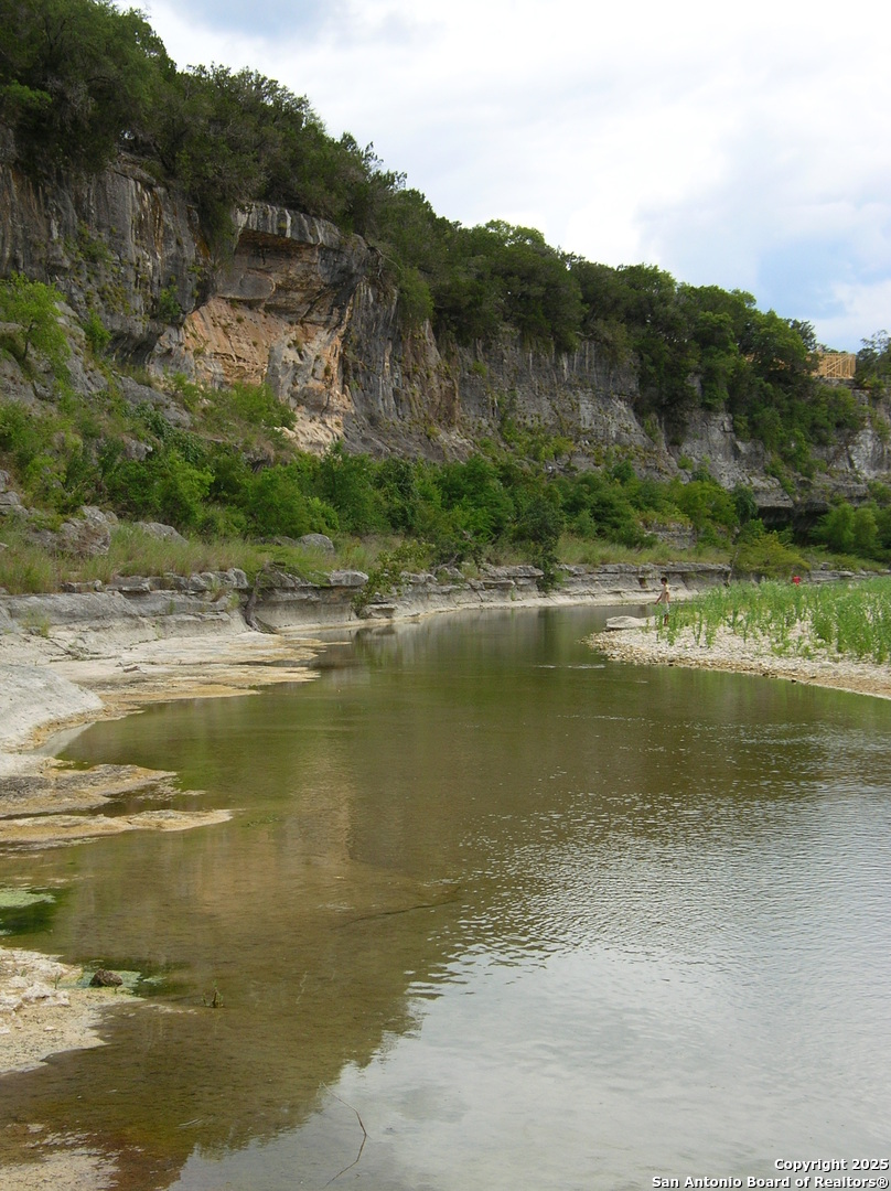 239 Comanche Path Bandera, TX 78003 - Photo 8 of 9