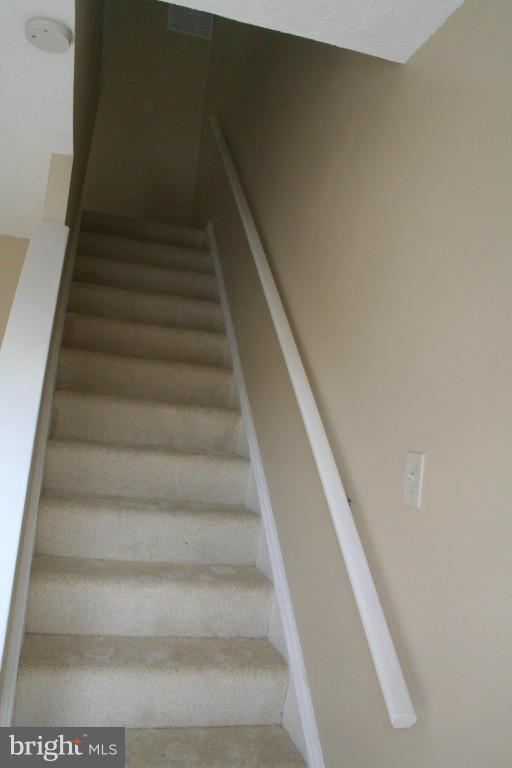 9228 Taney Road Manassas, VA 20110 - Photo 3 of 16 Interior (General)
