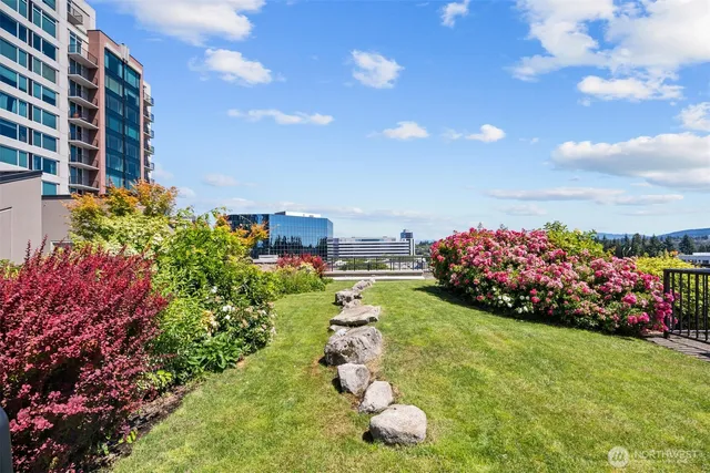 $978,000 | 177 107th Avenue Northeast, Unit 720, Bellevue, WA 98004