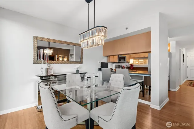 $978,000 | 177 107th Avenue Northeast, Unit 720, Bellevue, WA 98004