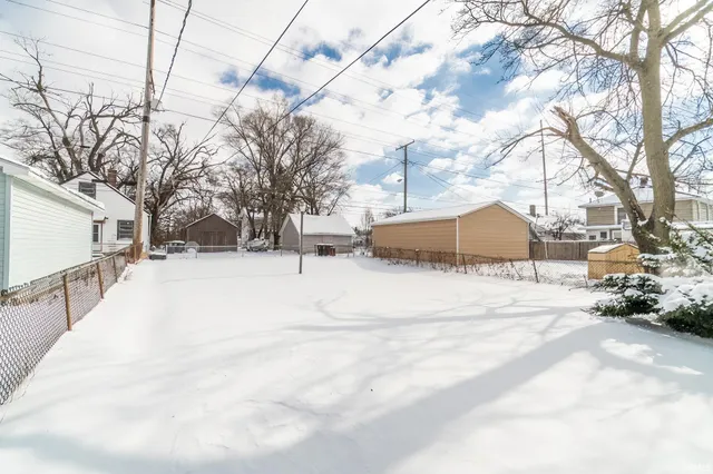 $135,000 | 3805 Monroe Street, Fort Wayne, IN 46806