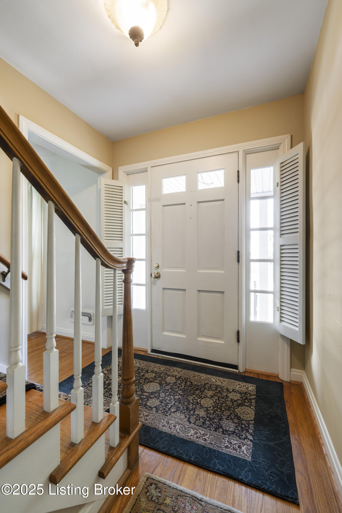 3706 Hanover Road Louisville, KY 40207 - Photo 3 of 50 Front Entry
