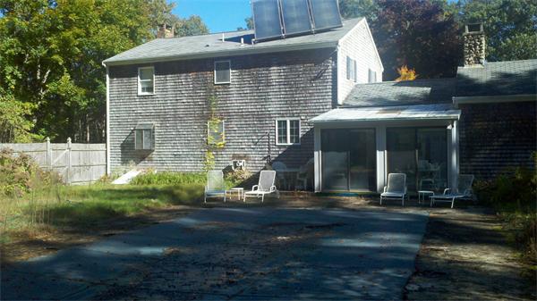 15 Stuart Road Rochester, MA 02770 - Photo 8 of 10
