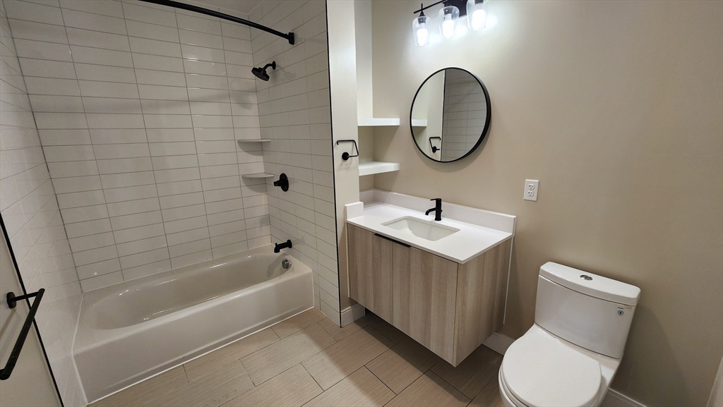 340 Bremen Street, Unit 402 Boston, MA 02128 - Photo 4 of 9