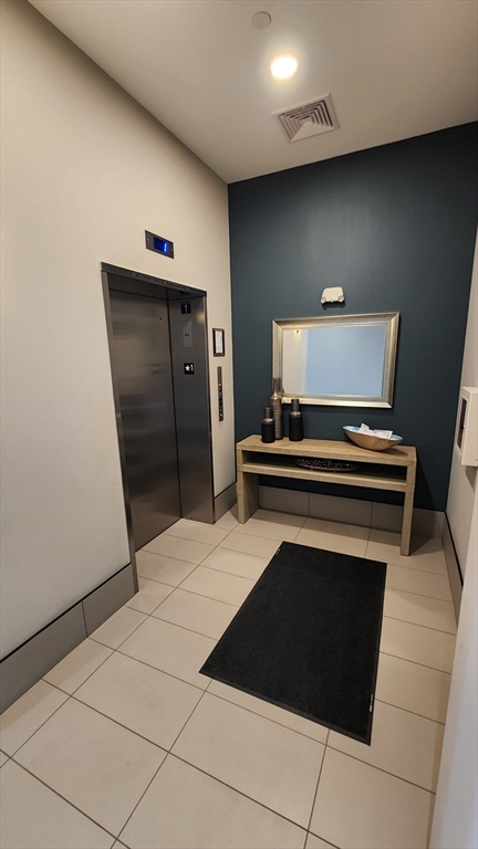 340 Bremen Street, Unit 402 Boston, MA 02128 - Photo 7 of 9