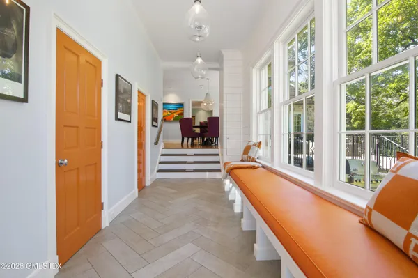 $6,995,000 | 105 Woodside Drive, Greenwich, CT 06830