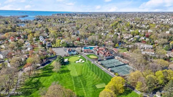$6,995,000 | 105 Woodside Drive, Greenwich, CT 06830