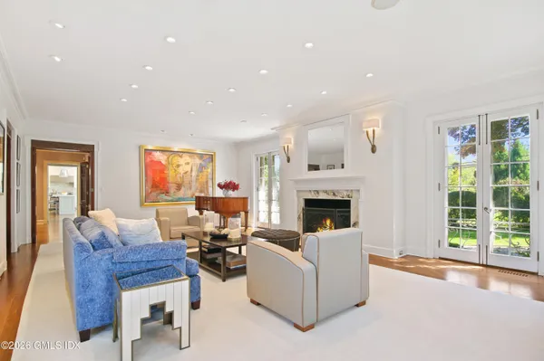 $6,995,000 | 105 Woodside Drive, Greenwich, CT 06830