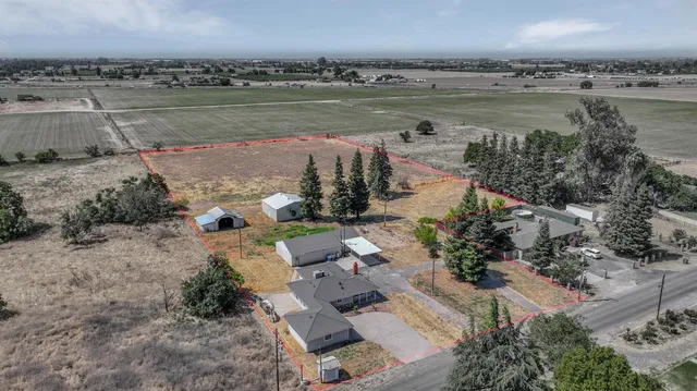 $945,000 | 1412 East Glenwood Avenue, Turlock, CA 95380