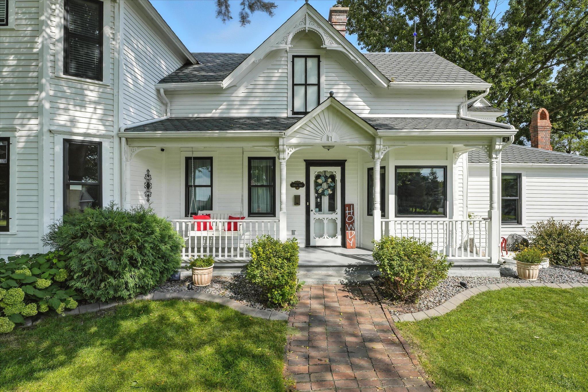 8858 Comstock Court Maple Grove, MN 55311 - Photo 5 of 76