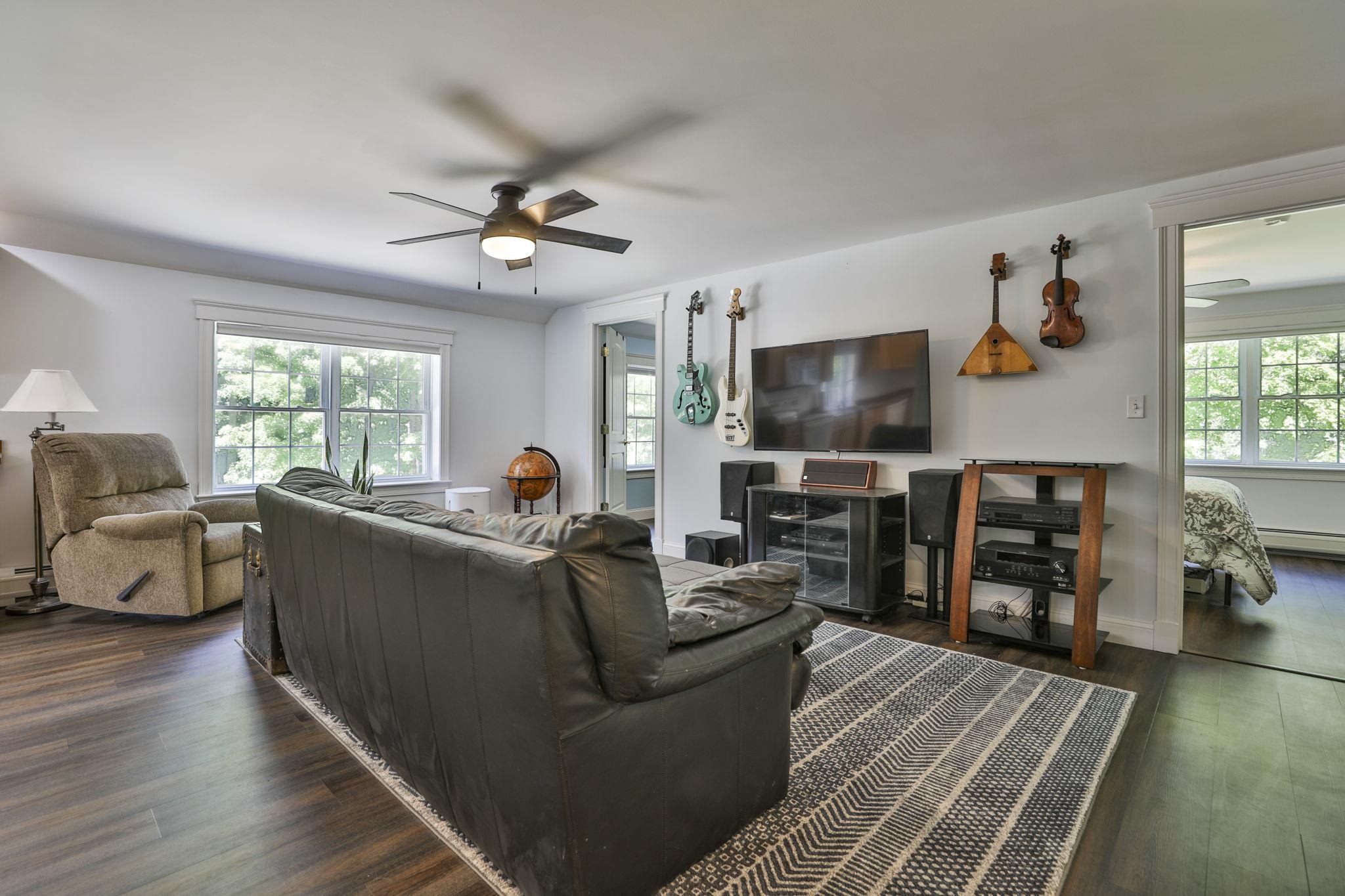 10 Sargent Road Brookline, NH 03033 - Photo 45 of 60